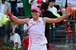 Iga Swiatek atur pertemuan dengan Andreeva di semifinal Indian Wells