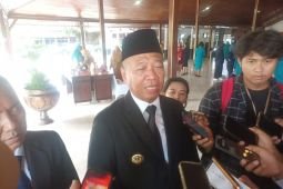 Bupati Tulungagung imbau wisuda SD-SMP tidak di hotel
