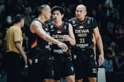 IBL 2025 - Pablo Favarel sebut Kaleb dan Rio Disi sosok penting Dewa United