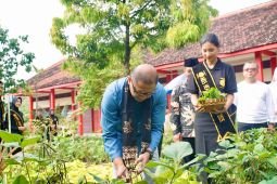 Disdik Jatim tunjuk 29 SMAN jadi percontohan "School Food Care"