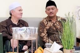 Gubernur Khofifah tak pernah instruksikan hapus bantuan hibah