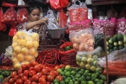 Harga pangan Jumat ini, bawang merah Rp37.900/kg dan cabai rawit Rp53.800/kg