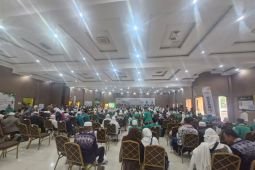 Enam orang haji asal Tulungagung dijemput ambulans karena gangguan kesehatan