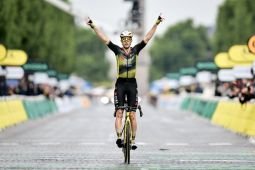 Tour de France: Van Aert menangi etape terakhir, Pogacar juara umum