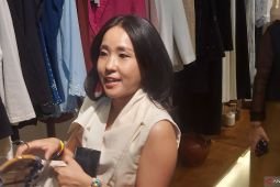 SukkhaCitta bangga beskapnya dipakai Chris Martin