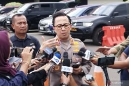 Polisi halau seratusan pelajar yang hendak ikut demo ke DPR