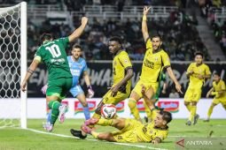 Pelatih Semen Padang akui Persebaya bermain lebih efisien