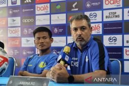 Pelatih Arema waspadai kualitas pemain Persib