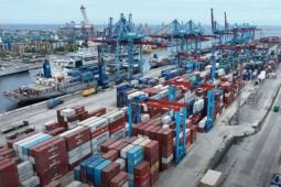 Neraca perdagangan Juli surplus 4,17 miliar dolar AS ditopang nonmigas