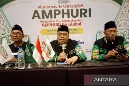 Periksa Ketum Amphuri, KPK usut biaya peroleh kuota tambahan haji