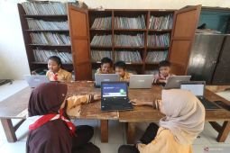 Ruang digital ramah anak di sekolah