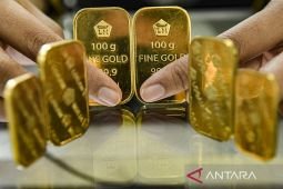 Sabtu ini harga emas Antam stabil, UBS-Galeri24 melemah di Pegadaian