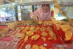 Harga Antam naik tipis, UBS-Galeri24 menguat di Pegadaian