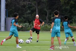 Bernardo Tavares tinggalkan PSM Makassar