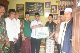 Baznas Kediri salurkan bantuan perbaikan rumah warga