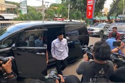 Gus Ipul kunjungi korban ledakan SMAN 72 di RSIJ Cempaka Putih