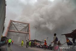BNPB larang warga berwisata di kawasan terdampak erupsi Semeru