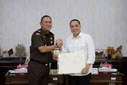 Pemkot Surabaya dan Kejari Perak selamatkan aset Rp55,2 miliar