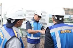 Jasa Marga salurkan bantuan bagi korban bencana di Sumatera