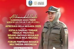 Khofifah raih penghargaan FPRMI atas inovasi bela negara di Jatim