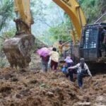 Kodam I/BB buka akses Tarutung-Sibolga tertutup longsor