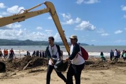 Persoalan sampah wisata Pantai Tulungagung butuh penanganan bersama