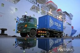 Pelni menggratiskan pengiriman bantuan kemanusiaan untuk Sumatra