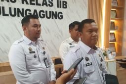 Delapan warga binaan LP Tulungagung terima remisi khusus Natal 2025