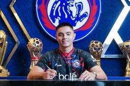 Arema FC pinjam Gianluca Pandeynuwu dari Persis Solo