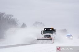 Badai salju bikin listrik padam di AS, lebih 130.000 rumah terdampak