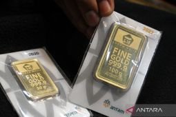 Harga Antam menguat hingga Rp2,549 juta per gram
