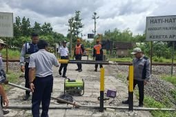 Daop 7 tutup pelintasan sebidang di Blitar