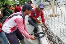 Pemkot Surabaya tertibkan kabel FO tak berizin