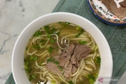 Menjajal kuliner halal di kawasan pecinan Glodok, Jakarta