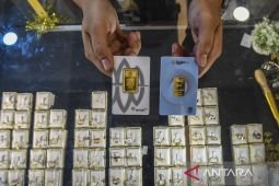 Harga emas UBS dan Galeri24 di Pegadaian Senin pagi ini stabil