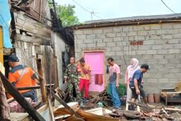 BPBD Situbondo: Tiga rumah ambruk diguyur hujan disertai angin