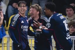 Lyon menang tipis atas Nantes, Lens kembali ke puncak