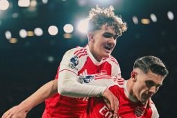 Arsenal kokoh di puncak klasemen setelah bekuk Everton