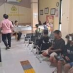 Polres Situbondo amankan empat anak jalanan memalak pengguna jalan