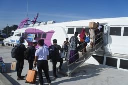 Mudik menggunakan kapal cepat