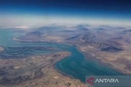 Oman serukan diplomasi demi kebebasan navigasi di Selat Hormuz