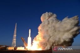 China akan luncurkan 200.000 satelit untuk saingi Starlink