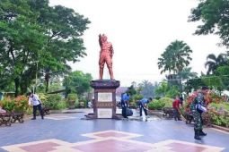 Lanud Iswahjudi-Pemkot Madiun kolaborasi bersihkan kawasan Alun-Alun