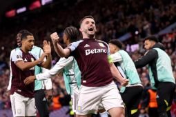 Bekuk Nottingham 4-0, Aston Villa melangkah ke final