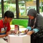 Telkomsel permudah layanan komunikasi bagi JCH di Asrama Haji Surabaya