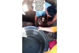 Warga temukan perabotan kuno saat bongkar makam di Lombok Barat