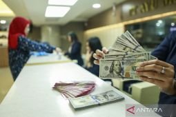 Rupiah melemah seiring penolakan Iran terhadap proposal damai AS