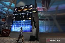 IHSG dibuka menguat, investor masih cermati sentimen pasar