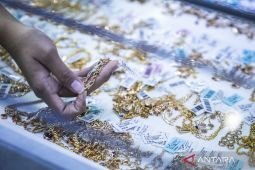 Harga emas di Pegadaian Rabu ini serempak naik