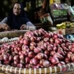 Harga bawang merah capai Rp50.950/kg, daging ayam Rp37.200/kg di Minggu pagi